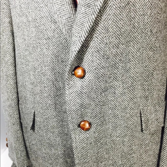 Austin Reed Gray Tweed Herringbone Wool Jacket - Picture 4 of 5